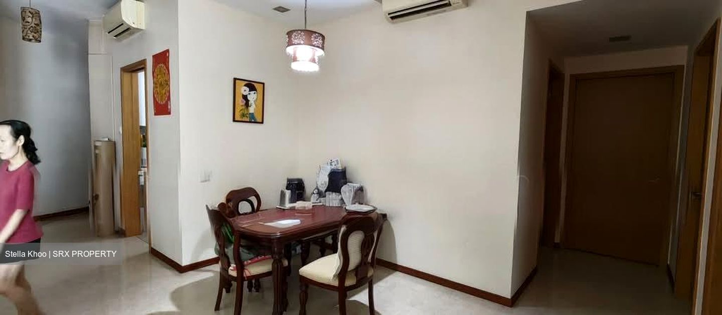 Clover By The Park (D20), Condominium #548480011